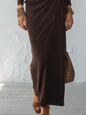 Sophisticated Chocolate Grommet Off-Shoulder Maxi Dress