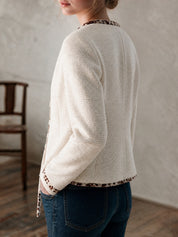 Chic Ivory Leopard-Trim Tweed Jacket