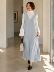 Sleeveless V-Neck Maxi Dress With Layered Turtleneck Top Set